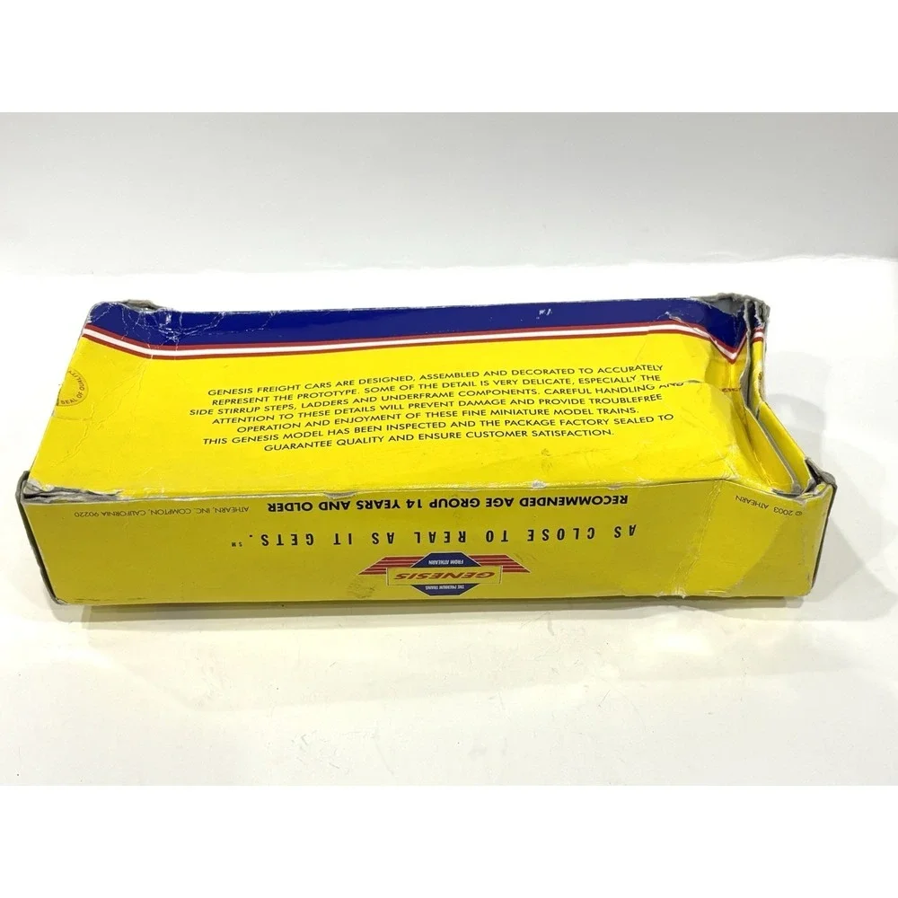 HO Scale Golden West Service GVSR 136395 Boxcar Model Train Damaged Box